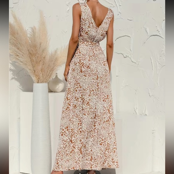 Floral prints maxi Dress - Picture 5 of 5